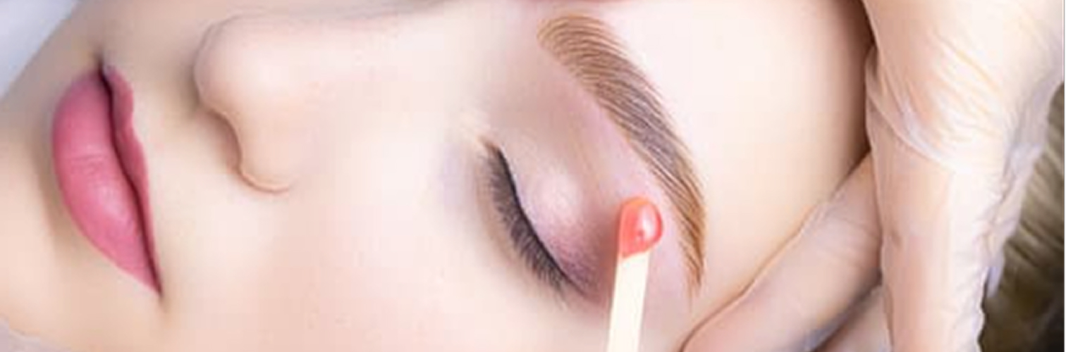 ハリウッドブロウリフト